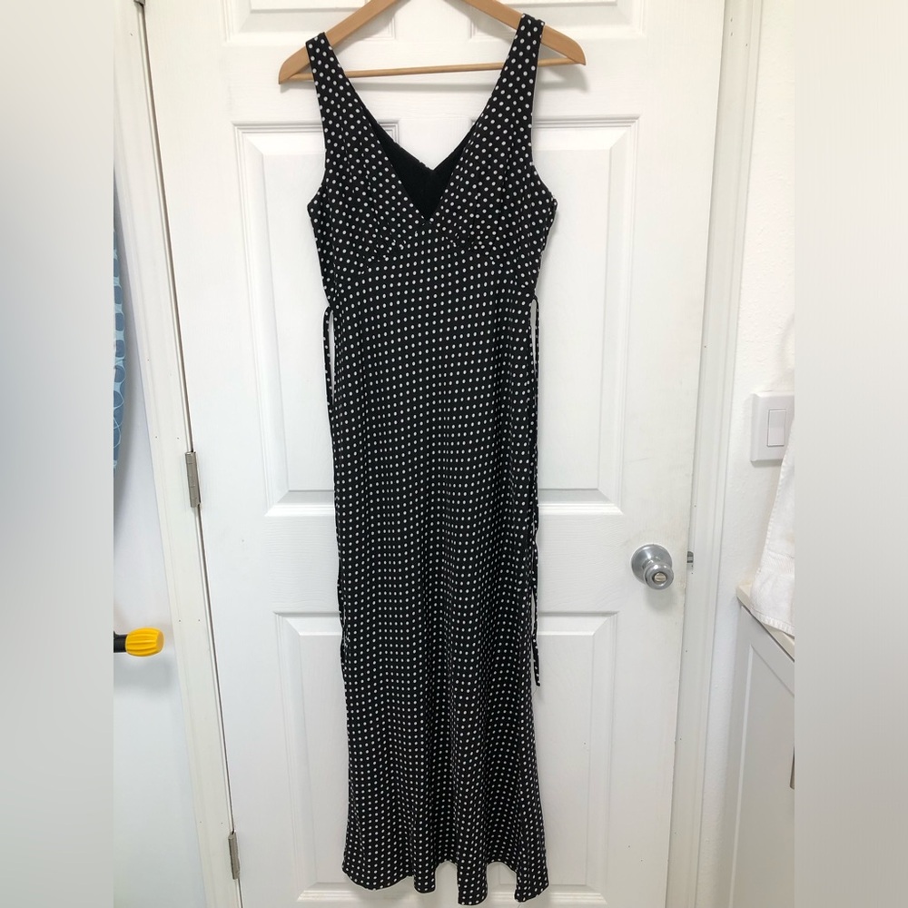 Princess Polly NWT Size 4 Black with White Polka Dot Dress Size Zipper